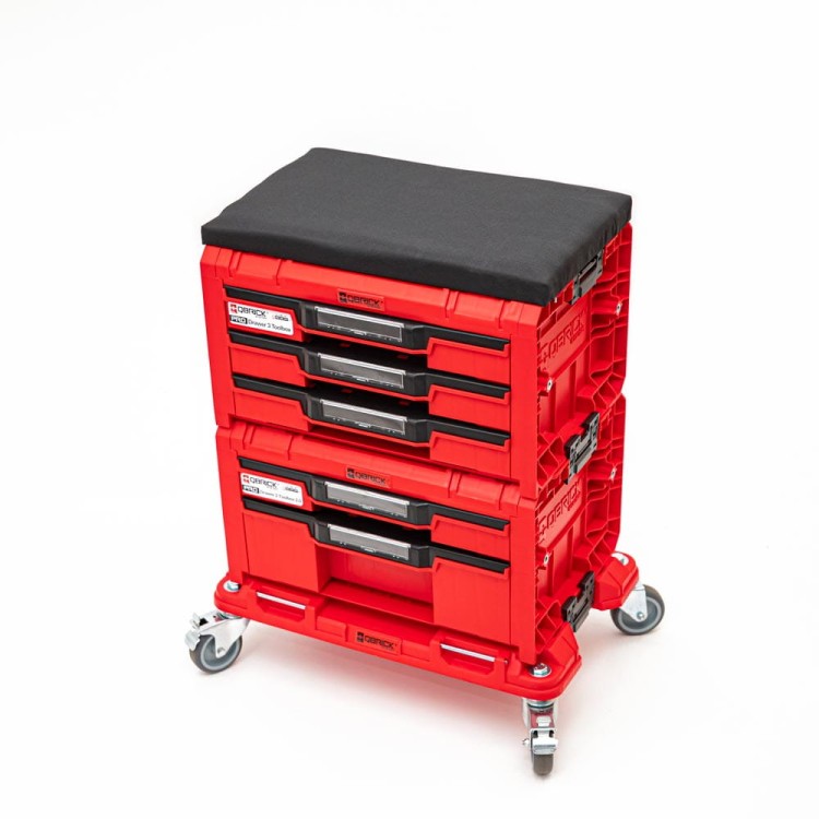 Qbrick_System_PRO_Seat_RED_Ultra_HD_SET1_low-res(1).jpg